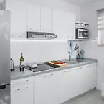 Sea Pearl Apartment
