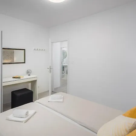 Apartment Sea Pearl *