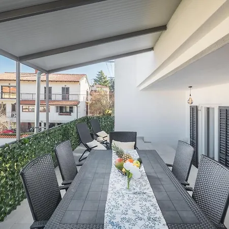 Apartment Sea Pearl Porec